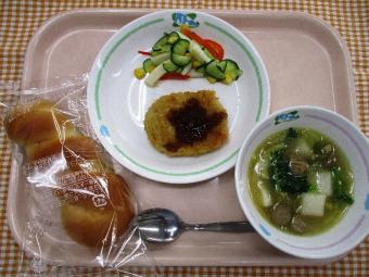 給食の写真2