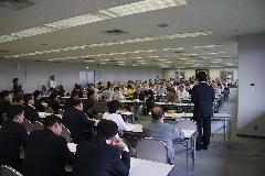 議会基本条例制定報告会当日の会場風景です